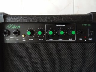Amplificador Guitarra Axtech VM106