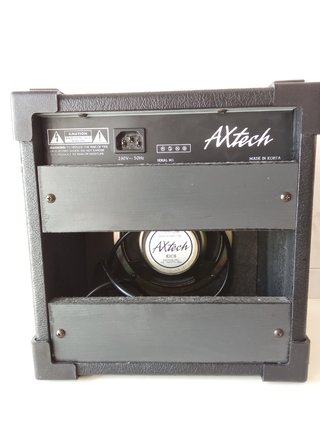 Amplificador Guitarra Axtech VM106