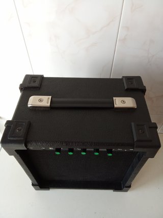 Amplificador Guitarra Axtech VM106