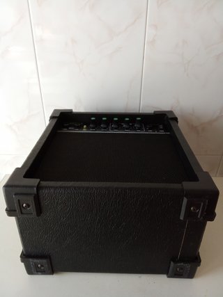 Amplificador Guitarra Axtech VM106