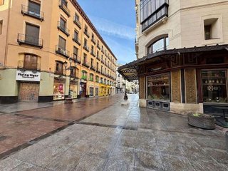 Local comercial en alquiler en Alfonso en Zaragoza