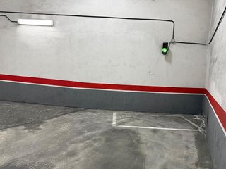 Garaje en venta en Peñagrande en Madrid