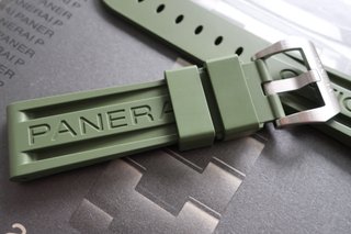 Cinturino in gomma per Panerai 22mm Verde Militare