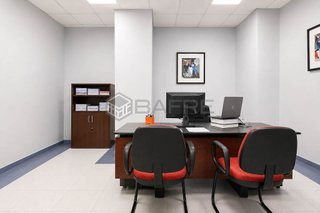 Oficina en venta en Pacífico en Madrid