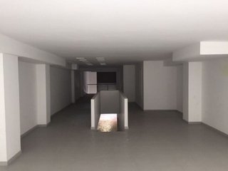 Local comercial en venta en La Sagrada Família en Barcelona