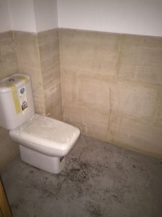 Local comercial en venta en La Sagrada Família en Barcelona
