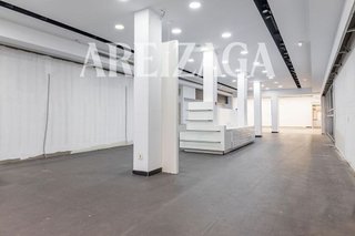 Local comercial en alquiler en Centro en San Sebastián-Donostia