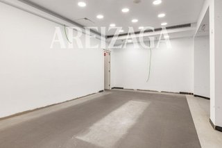 Local comercial en alquiler en Centro en San Sebastián-Donostia