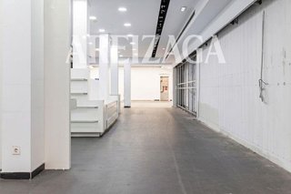 Local comercial en alquiler en Centro en San Sebastián-Donostia