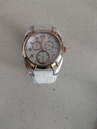 Reloj Viceroy Dorado y Blanco