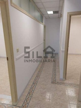 Local comercial en alquiler en Centro en Ourense
