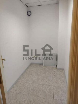 Local comercial en alquiler en Centro en Ourense