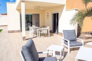Chalet en venta en La Siesta - El Salado - Torreta en Torrevieja