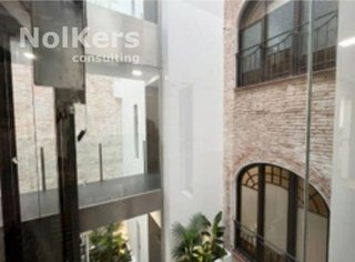 Oficina en alquiler en El Raval en Barcelona