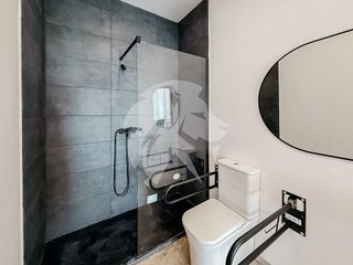 Local comercial en alquiler en La Malva-rosa en Valencia
