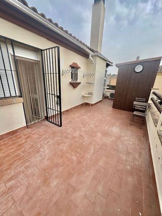 Casa pareada en venta en Gelves