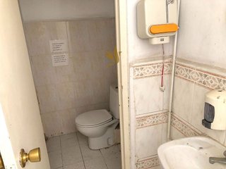 Local comercial en venta en El Carmel en Barcelona