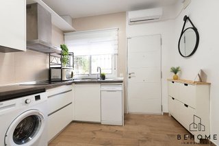 Local comercial en venta en Barrio de Ciudad Jardín en Málaga