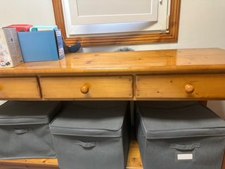 Recibidor de madera con cajones y almacenaje