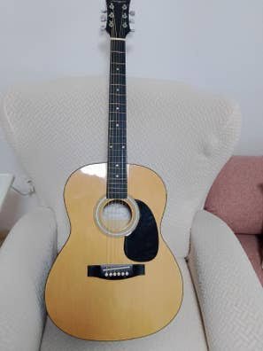 Guitarra Acústica Martin Smith con Soporte
