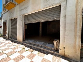 Local comercial en alquiler en Coín