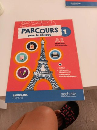 Libro de francés 1eso  A1 Parcours por le college