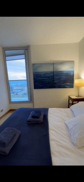 Piso de lujo con vistas a la playa y al horizonte