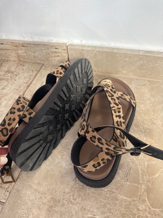 Sandalias Mujer Leopardo Tira Dorada