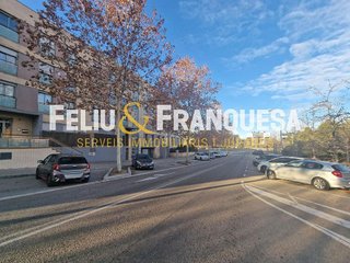 Garaje en venta en Can Mates  - Volpelleres en Sant Cugat del Vallès