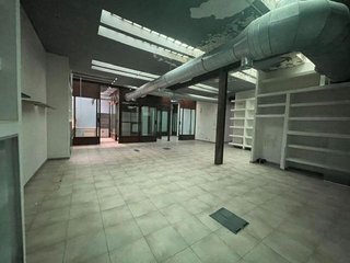 Local comercial en venta en San Isidro en Madrid