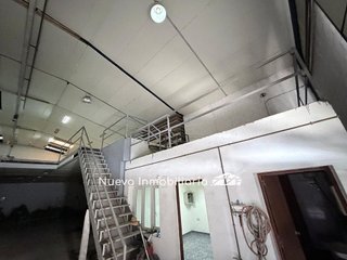 Nave industrial en alquiler en Zona Hospital en Linares