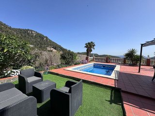 Chalet en venta en Vallirana