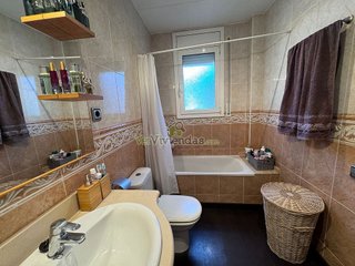 Chalet en venta en Vallirana
