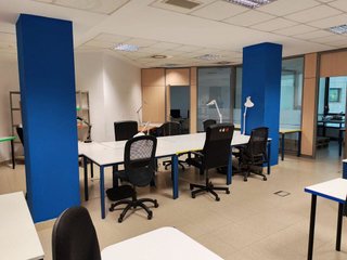 Oficina en alquiler en Aljamar en Tomares