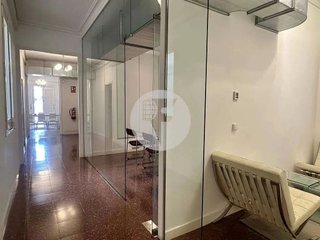 Oficina en alquiler en El Gòtic en Barcelona