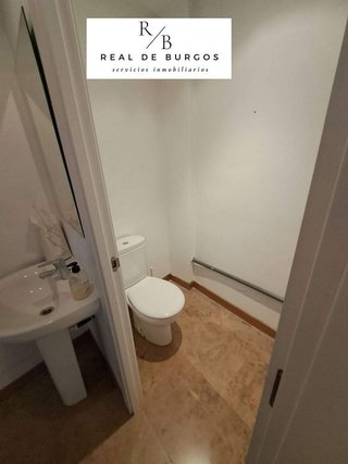 Local comercial en alquiler en Delicias en Valladolid