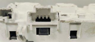 LUZ INTERIOR PEUGEOT 5008 1.6 I TURBO 180 FAP 967