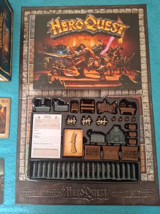 HeroQuest Sistema de Juego