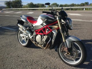 MV Agusta Brutale 910s Roja/Plata