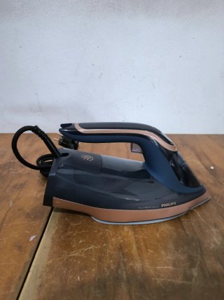 Plancha Philips Azur Serie 8000 - W34S5999