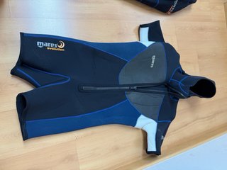 Traje neopreno buceo Mares 5mm 2 piezas