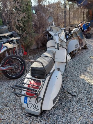 Vespa escucho ofertas