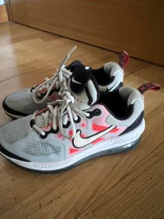Zapatillas Nike Air Max Gris y Rosa