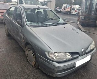Paragolpes delantero renault megane 1.9 dti 127264