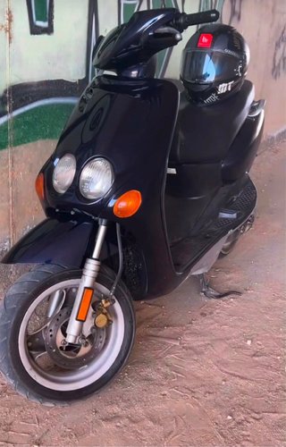 Yamaha Neos 49cc Scooter