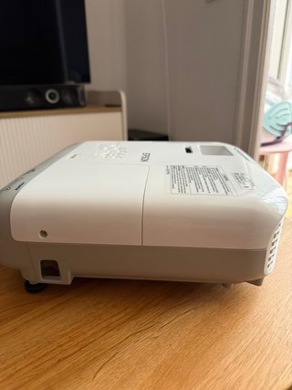 Proyector Epson EB-990U - Como nuevo - 25h uso