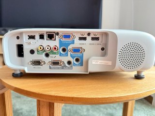 Proyector Epson EB-990U - Como nuevo - 25h uso