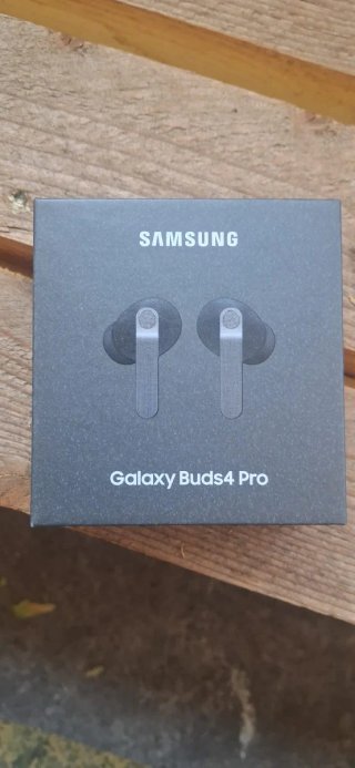 Samsung Galaxy S26+ y Galaxy Buds4 Pro