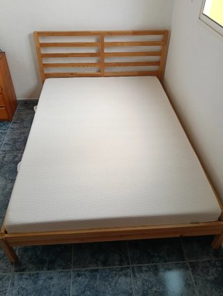 Cama IKEA 140x200 con colchón y somier