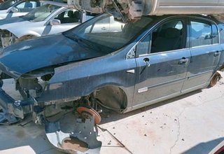 Renault 8200186483 radiador vel satis (bj0) 401268